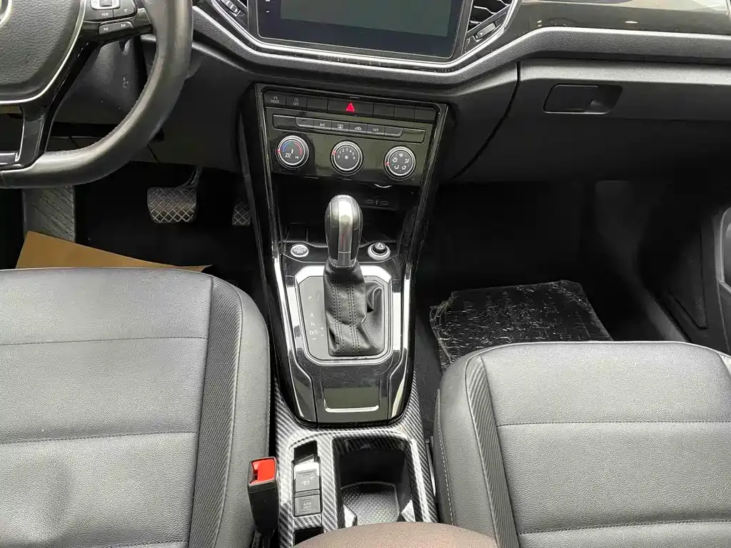 Volkswagen T-Roc 2021 из CN, фото 8