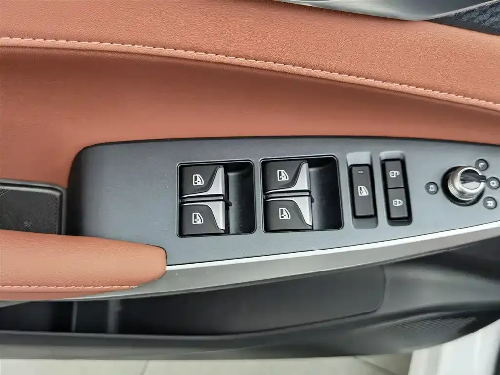 Changan CS75PLUS 2025 из CN, фото 10