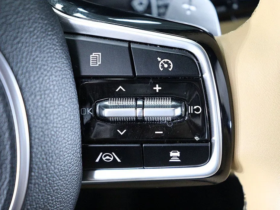Kia Sorento 2023 из KR, фото 6