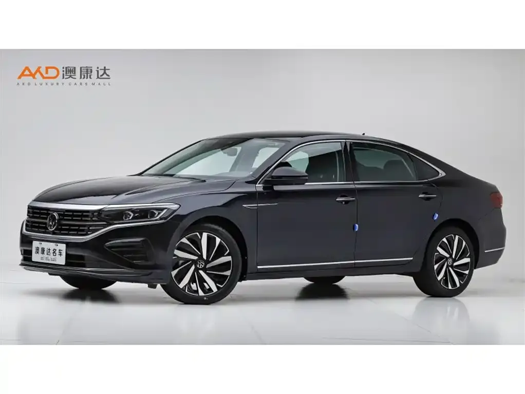 Volkswagen Passat — фото 1