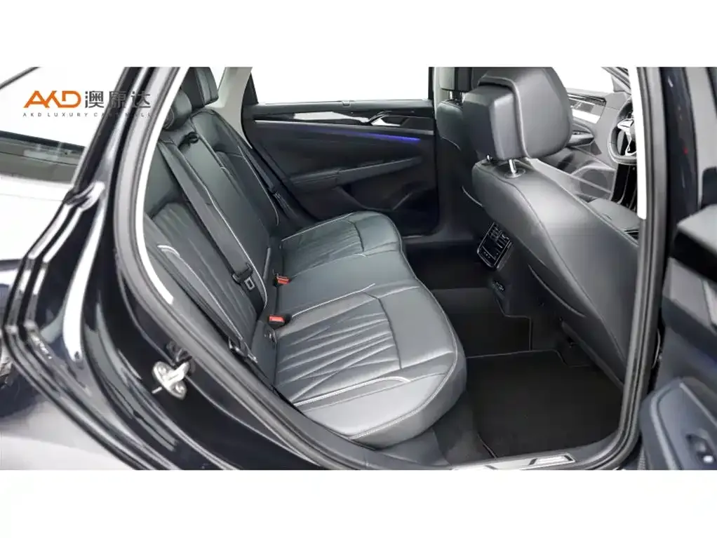 Volkswagen Passat — фото 9