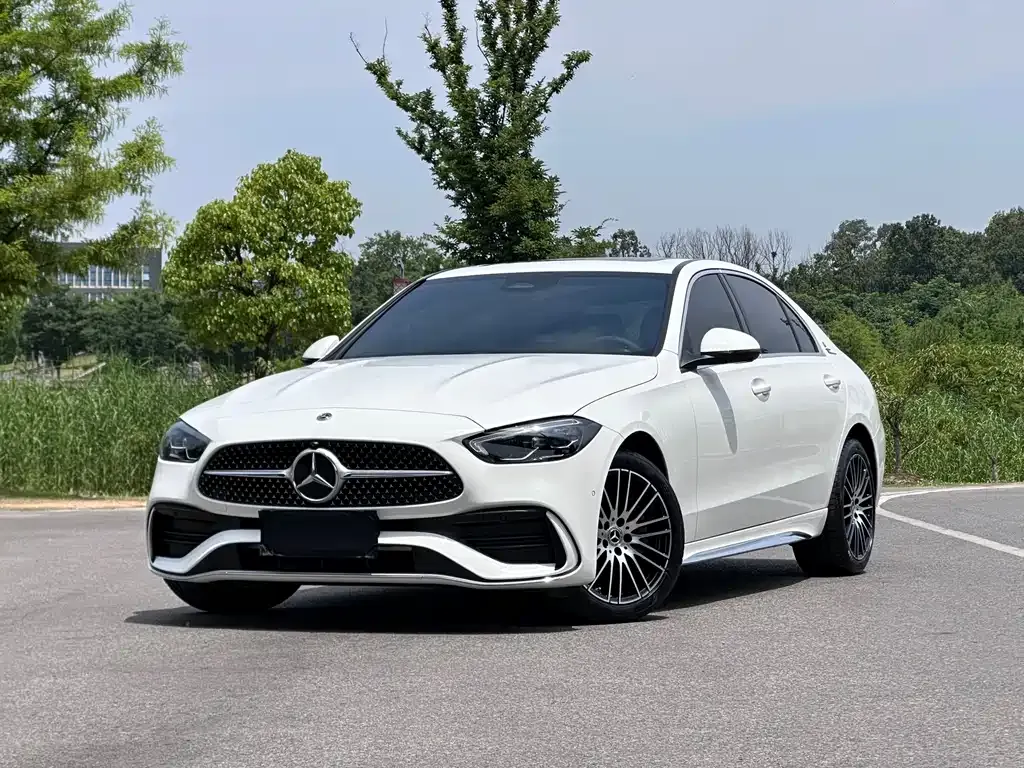 Mercedes-Benz C-Class — фото 1
