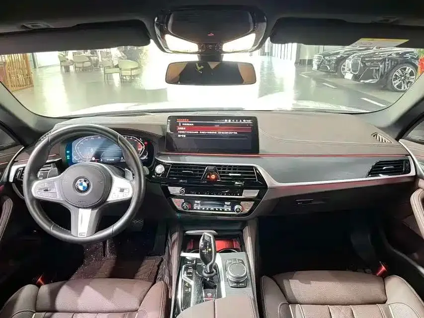 BMW 5 Series — фото 2