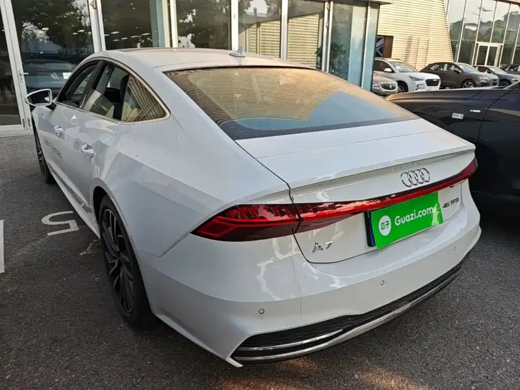 Audi A7 — фото 4