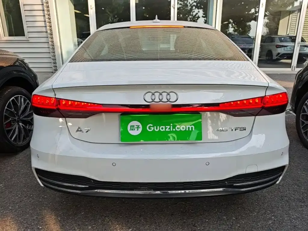 Audi A7 — фото 8