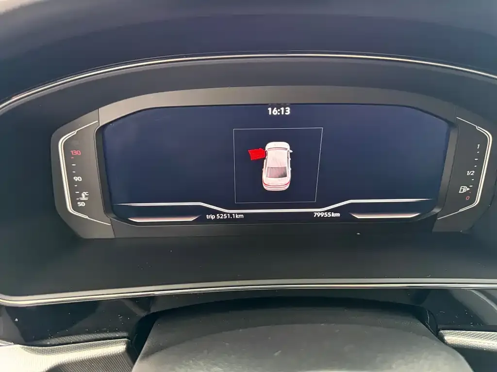 Volkswagen Passat — фото 8
