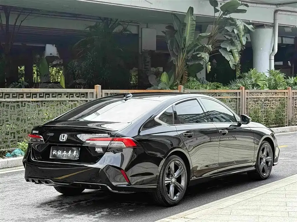 Honda Inspire — фото 10