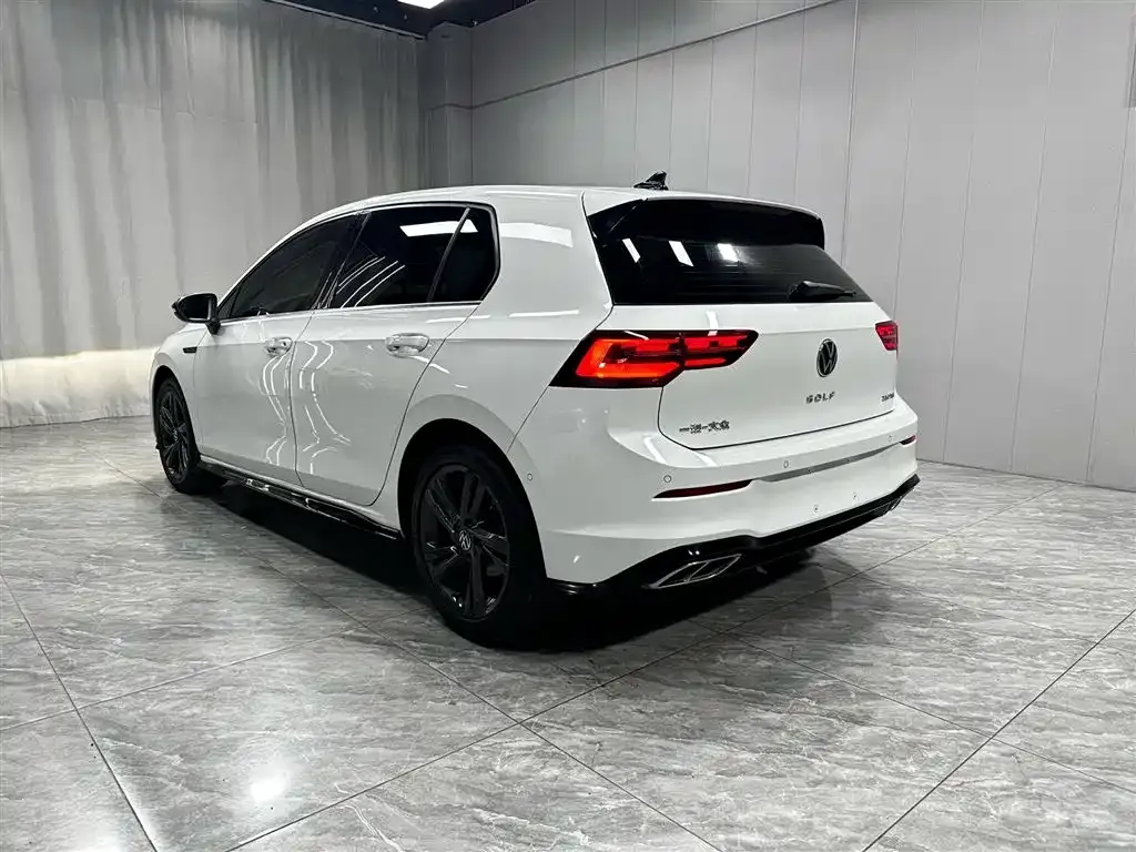 Volkswagen Golf 2022 из CN, фото 10