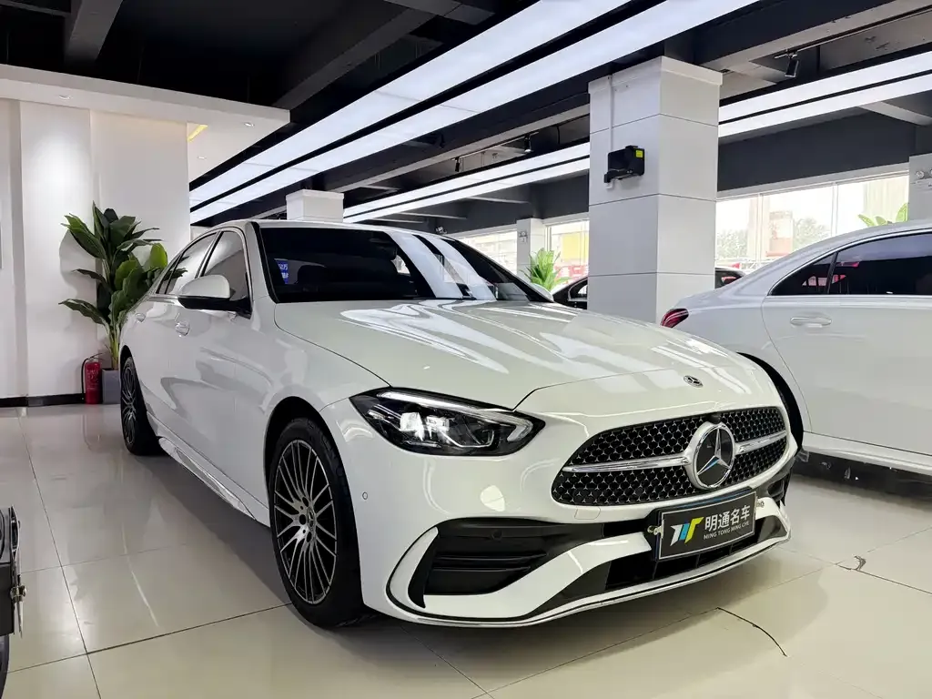 Mercedes-Benz C-Class — фото 10