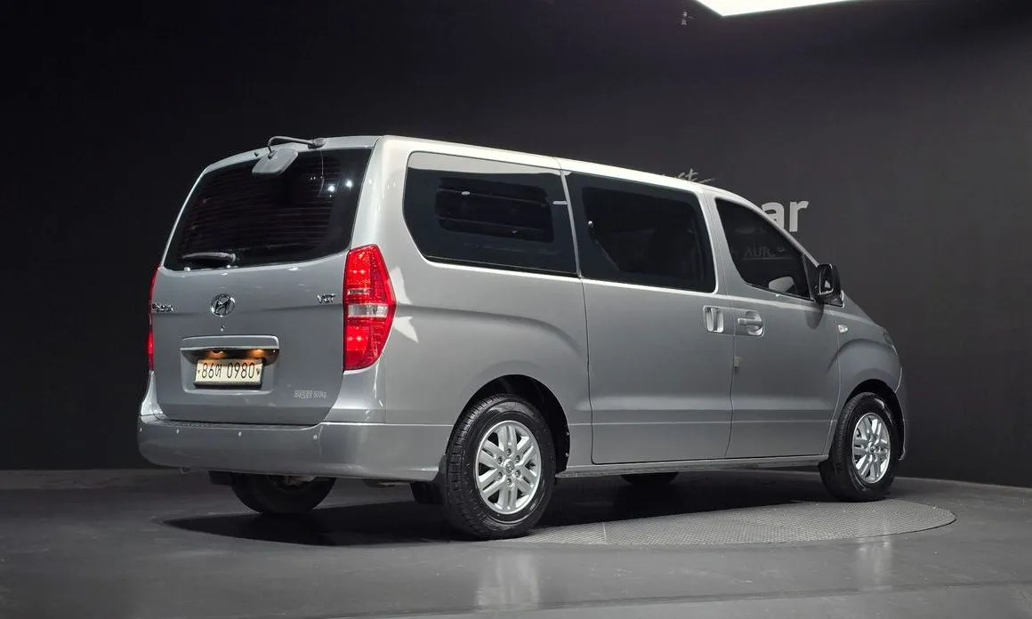 Hyundai Starex 2021 из KR, фото 3