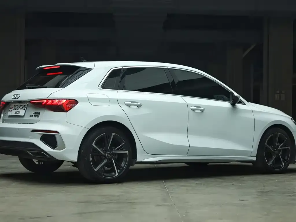 Audi A3 2022 из CN, фото 5