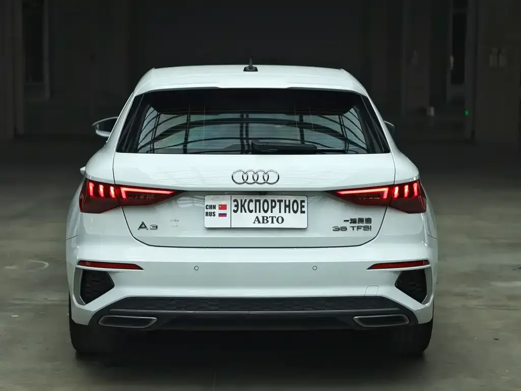Audi A3 2022 из CN, фото 2