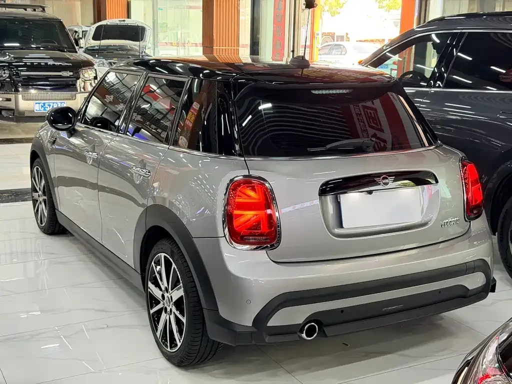 MINI Cooper (3-door) — фото 10