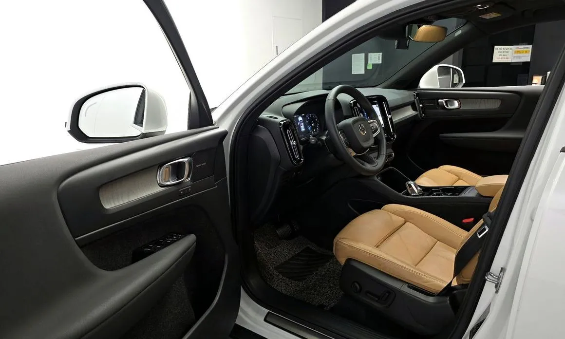 Volvo XC40 2022 из KR, фото 5