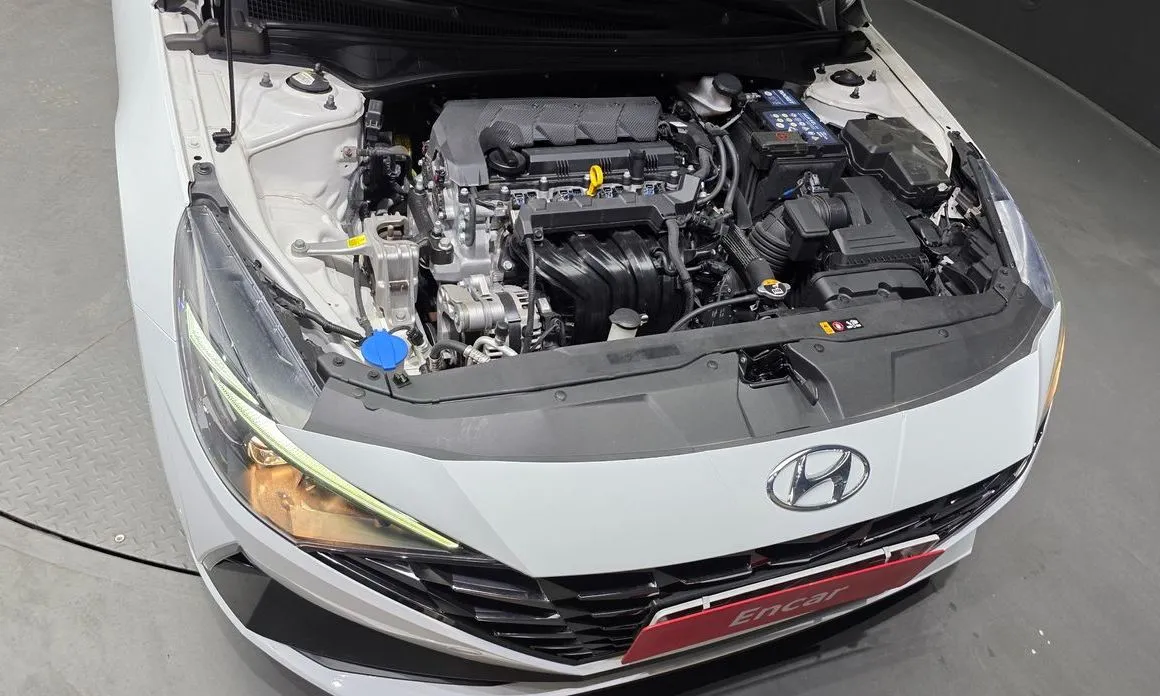 Hyundai AVANTE — фото 9