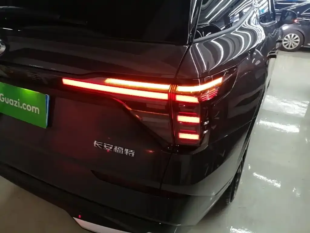 Ford Edge — фото 5