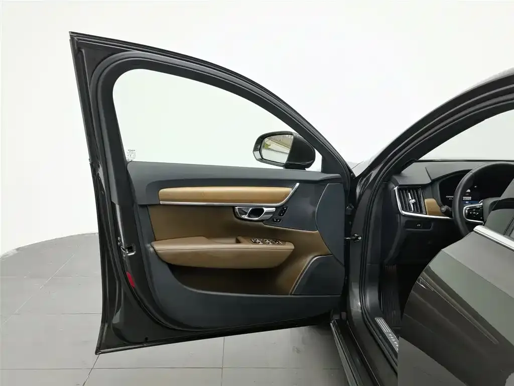 Volvo S90 — фото 2