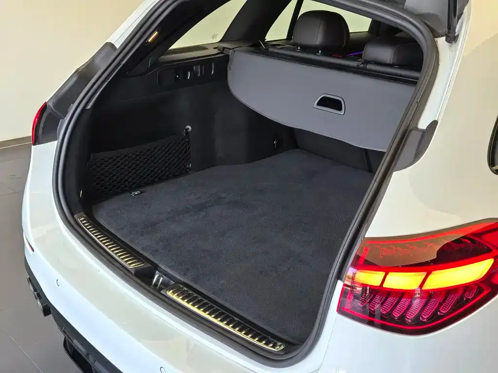 Mercedes-Benz C-Class AMG — фото 6