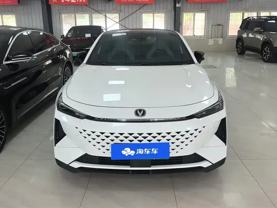 Changan UNI-V iDD 2025 из CN, фото 6
