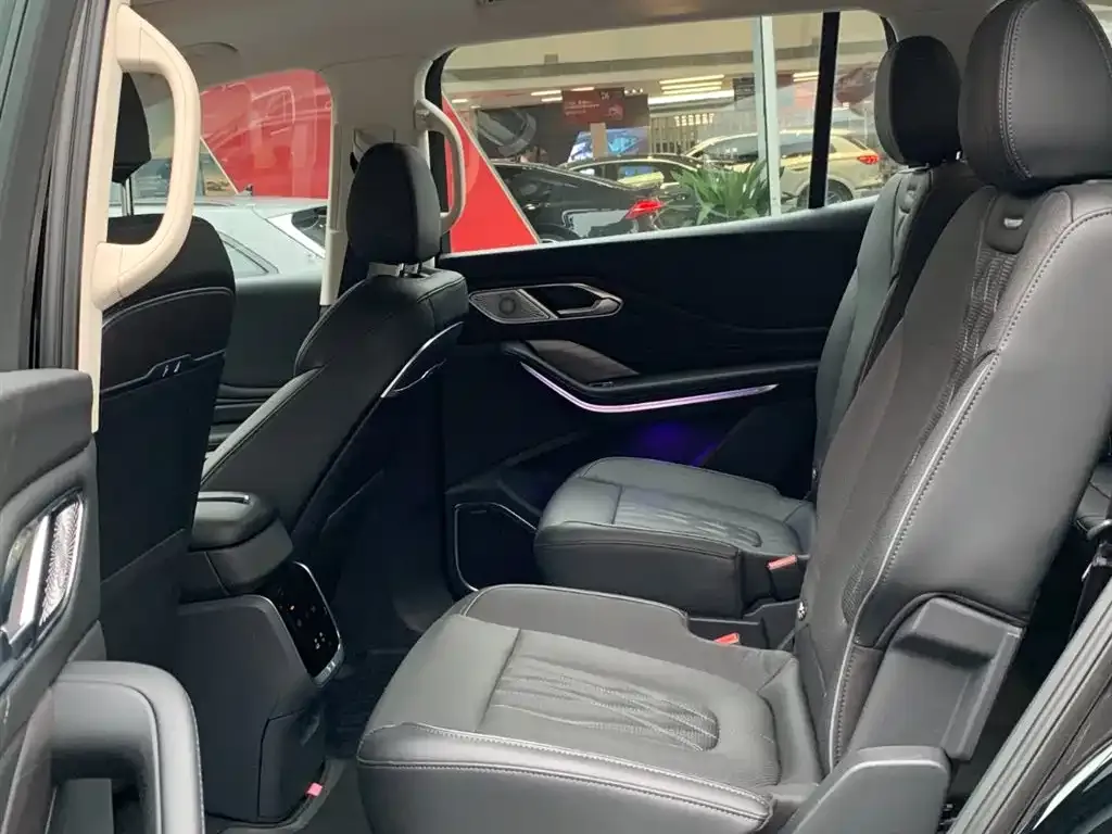 Hongqi HS7 PHEV 2024 из CN, фото 5