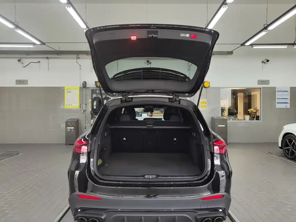 Mercedes-Benz GLC AMG — фото 9