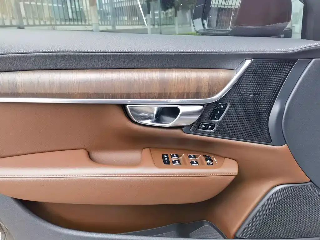 Volvo S90 — фото 2