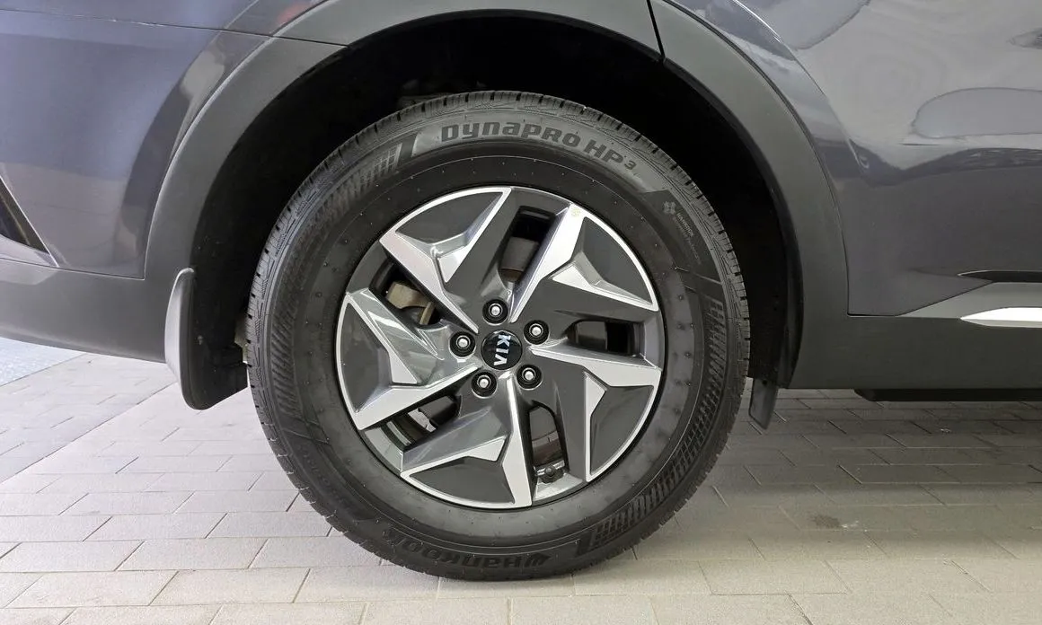 Kia Sorento — фото 7