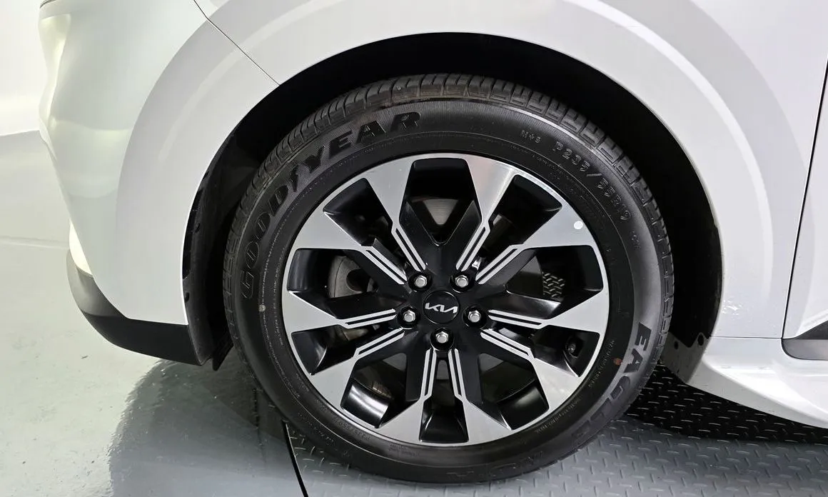 Kia Carnival 2023 из KR, фото 8