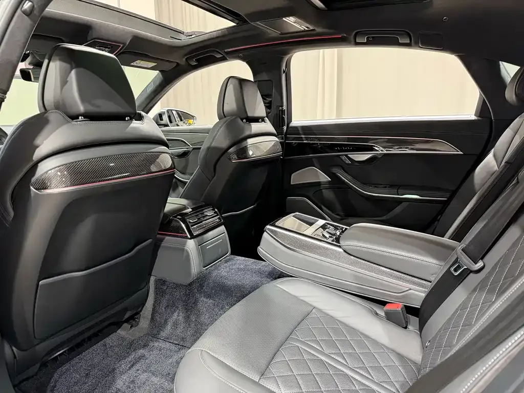 Audi S8 2022 из CN, фото 4