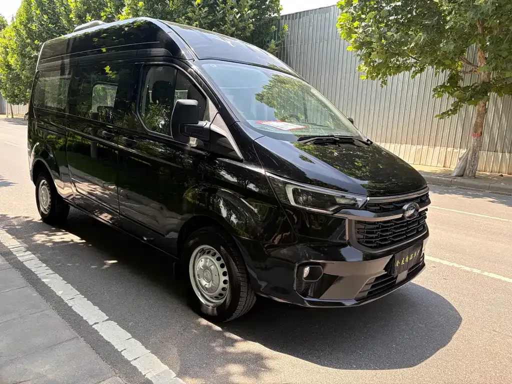 Ford Transit 2023 из CN, фото 9