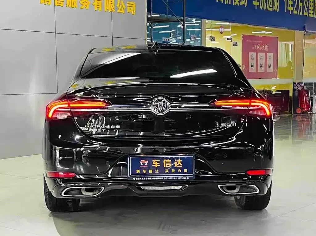 Buick LaCrosse — фото 10