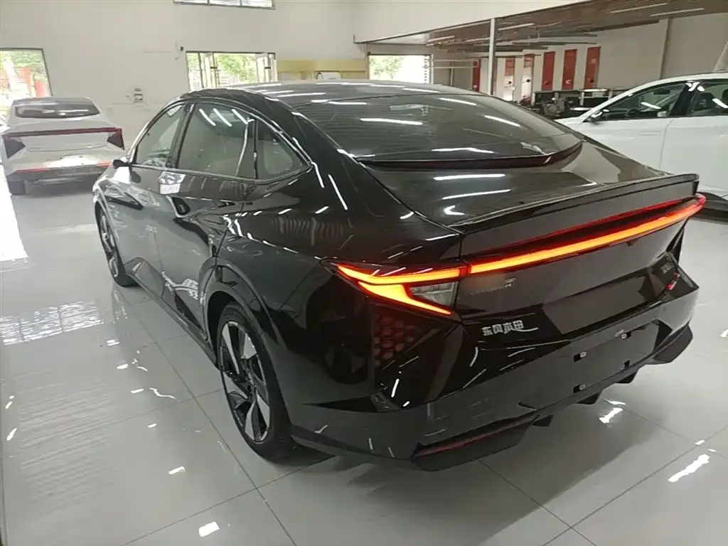 Lingxi Lingxi L 2026 из CN, фото 9