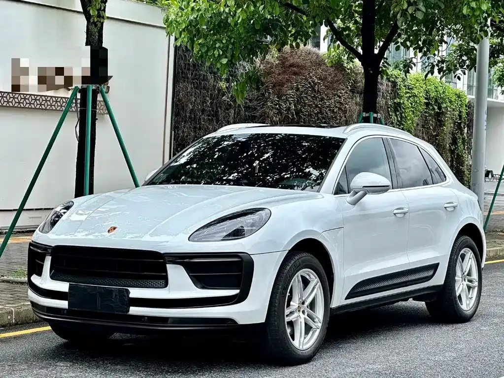 Porsche Macan — фото 1