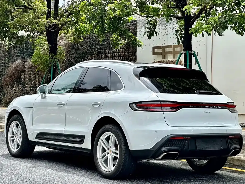 Porsche Macan — фото 9