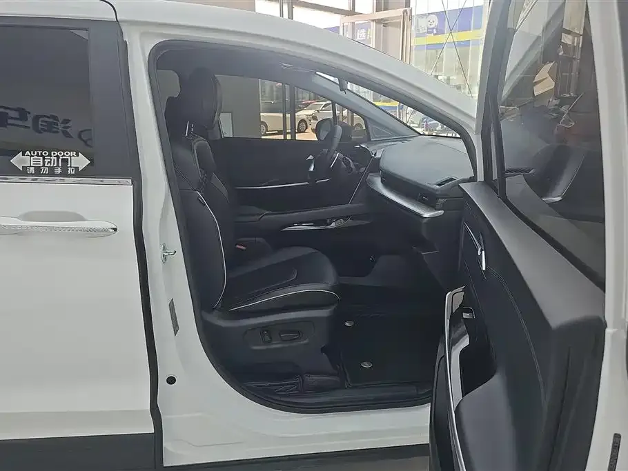 Hyundai Custo — фото 6
