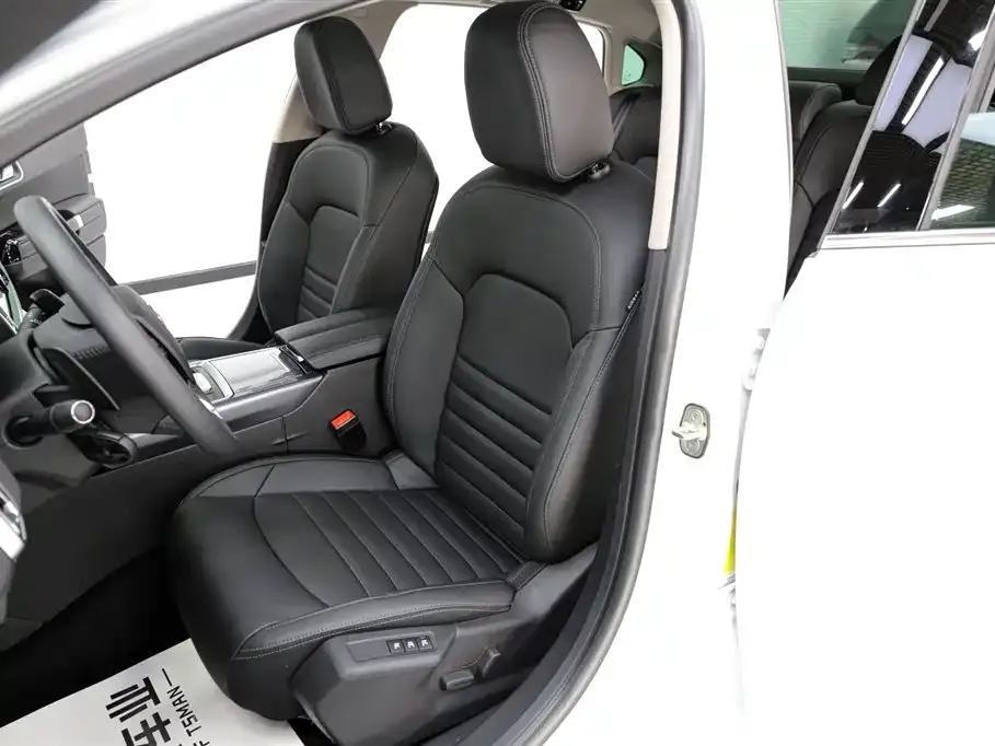 Citroen C6 2023 из CN, фото 3