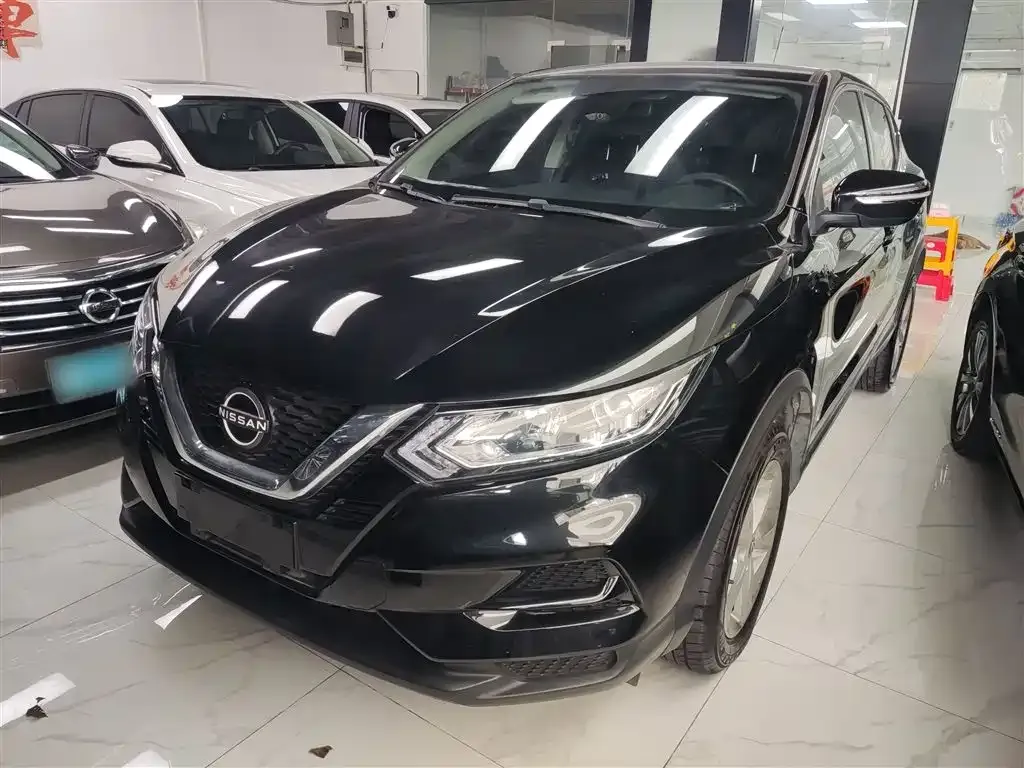 Nissan Qashqai — фото 9