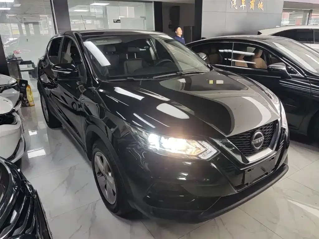 Nissan Qashqai — фото 6