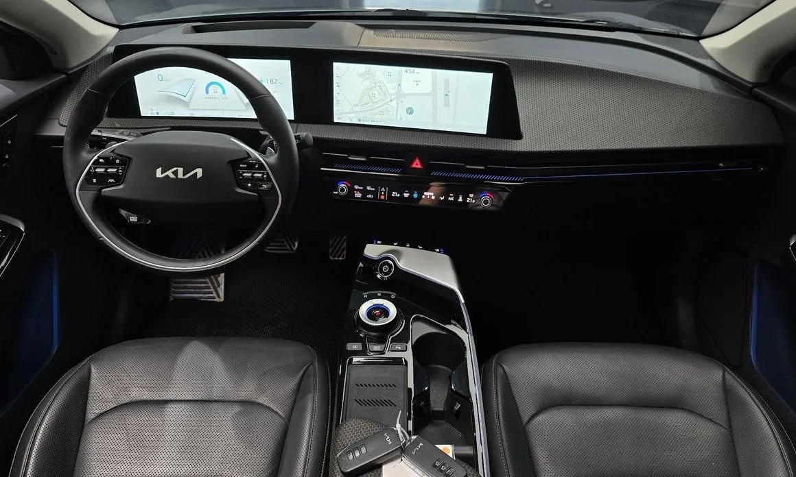 Kia EV6 — фото 8