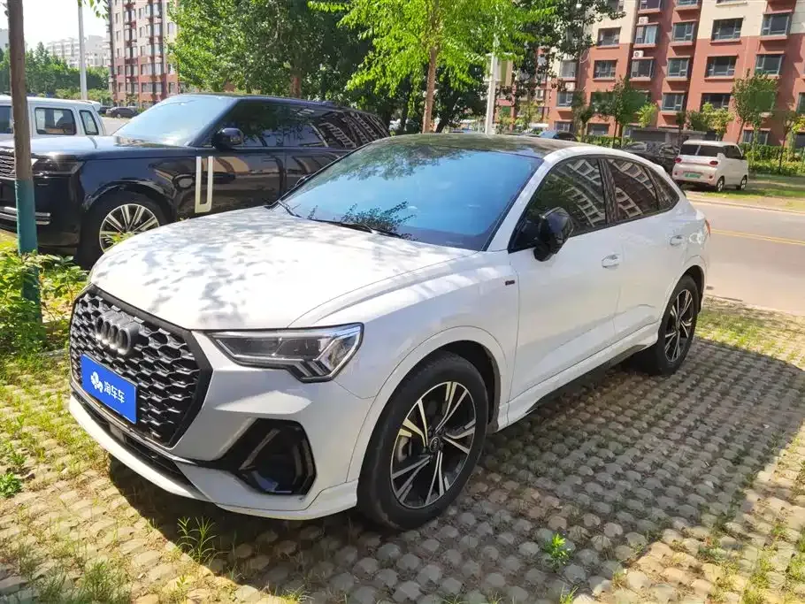 Audi Q3 Sportback — фото 1