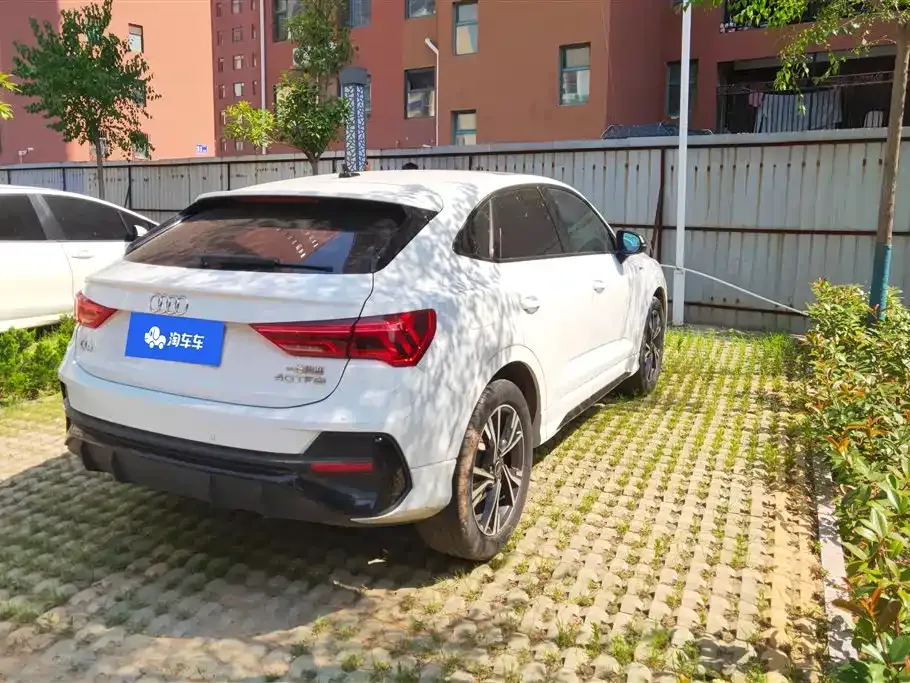Audi Q3 Sportback — фото 4