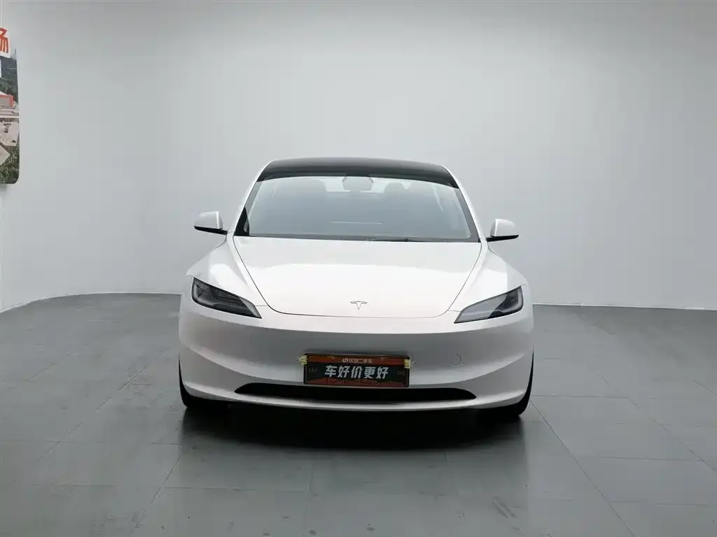 Tesla Model 3 — фото 2