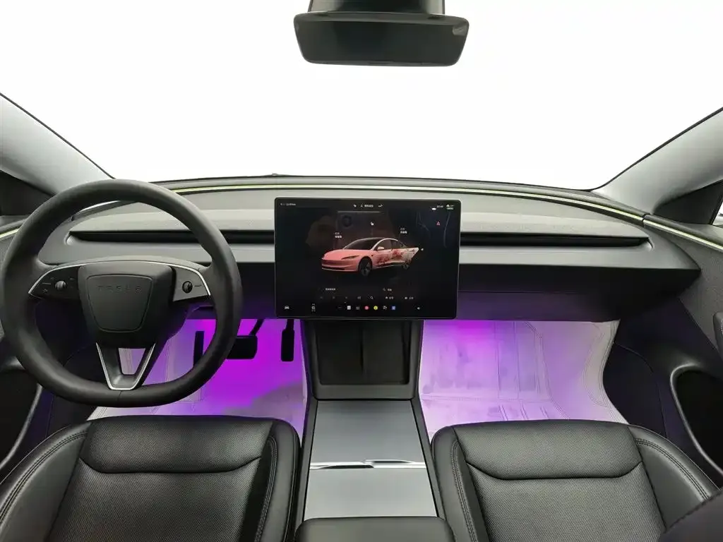 Tesla Model 3 — фото 7