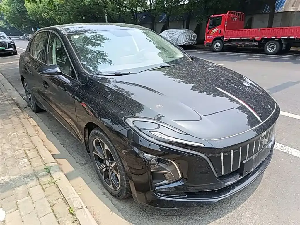 Hongqi E-QM5 — фото 5