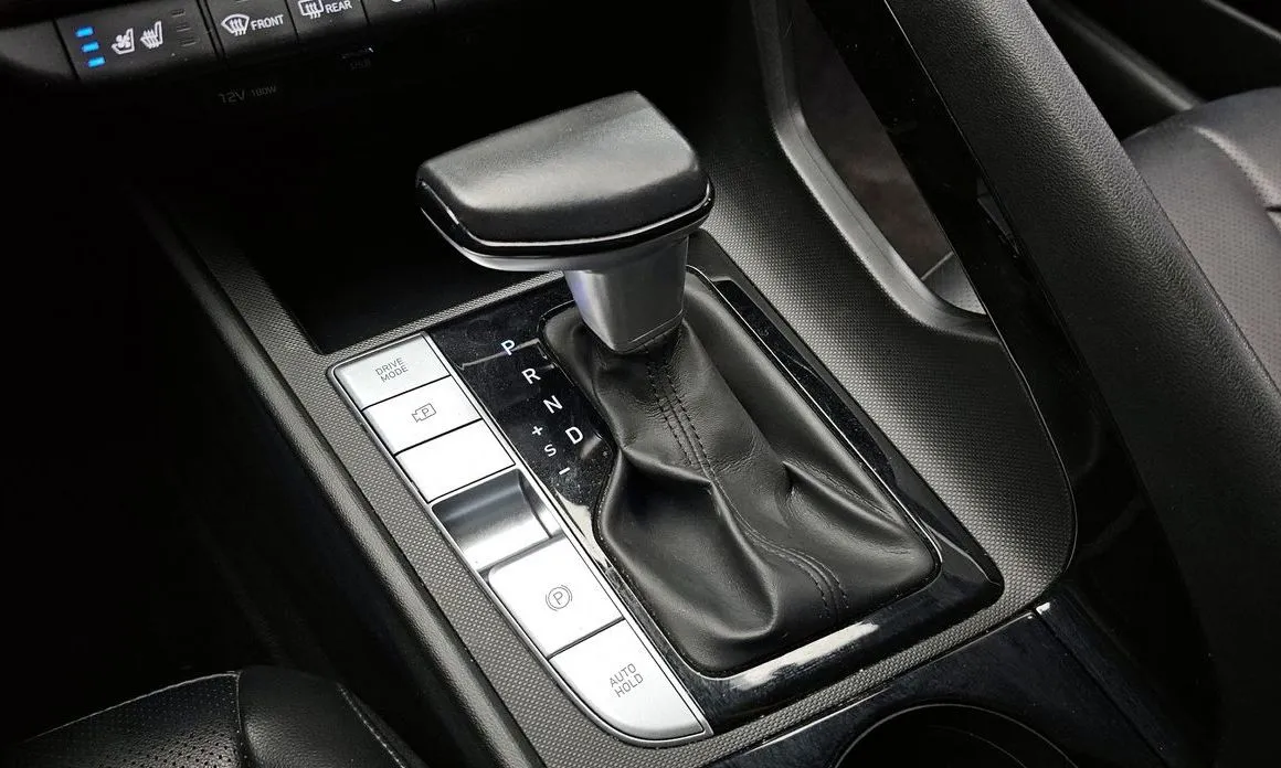 Hyundai AVANTE 2021 из KR, фото 10