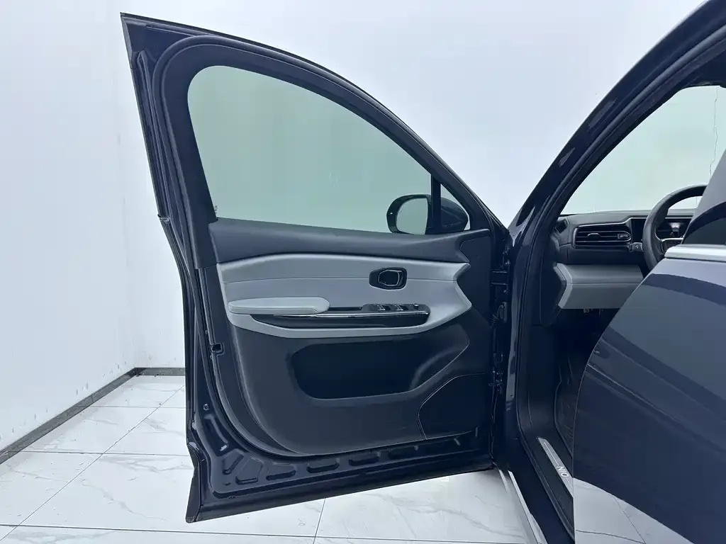 NIO EC6 — фото 3