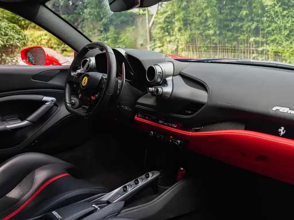 Ferrari F8 — фото 8