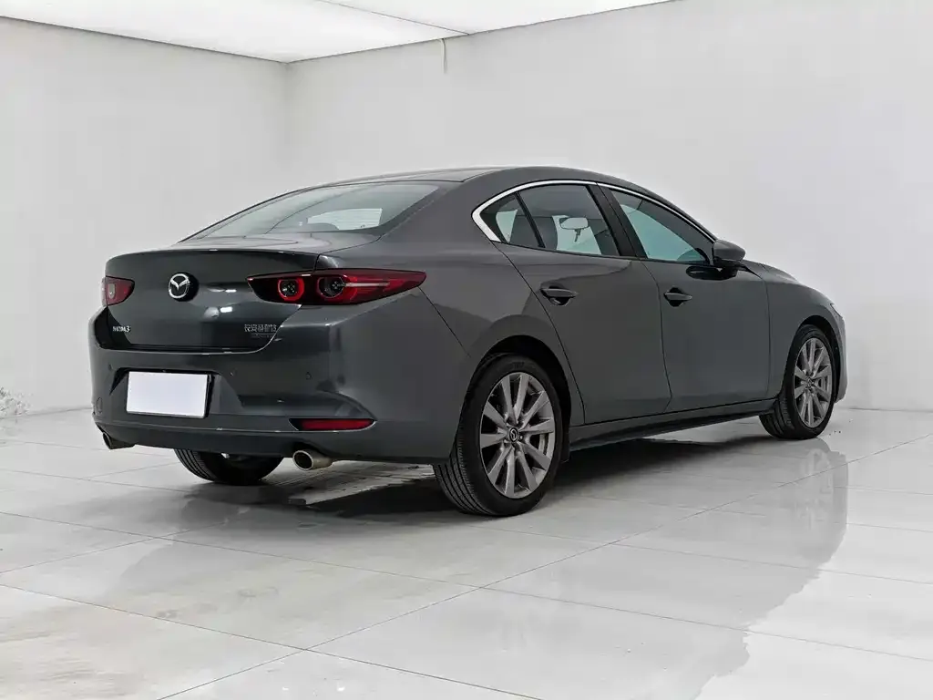 Mazda 3 Axela — фото 5