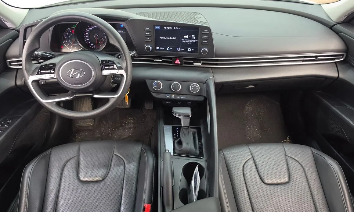 Hyundai AVANTE — фото 6