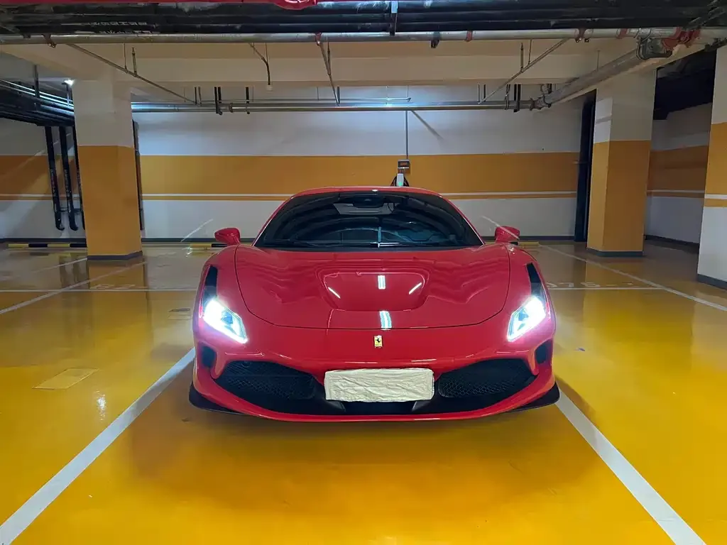 Ferrari F8 — фото 2